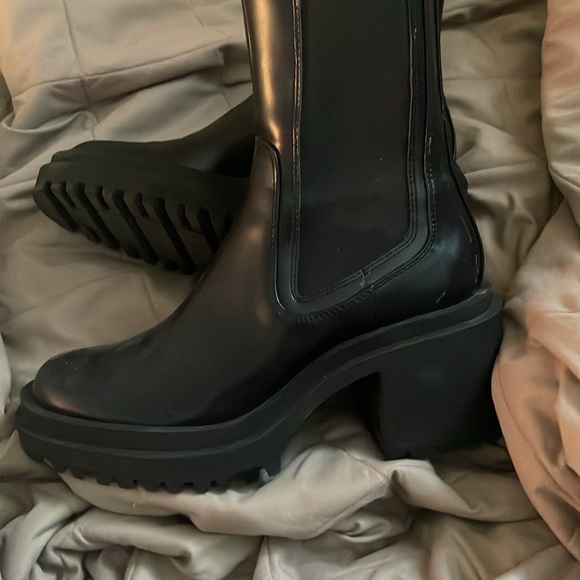 Zara boots. As is used - Picture 3 of 3